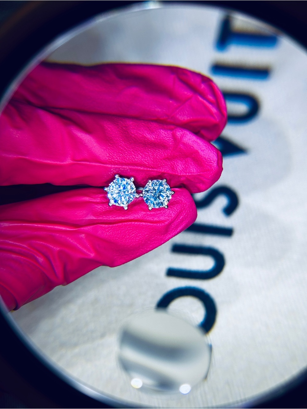 VVS Moissanite Solitaire Stud Earrings